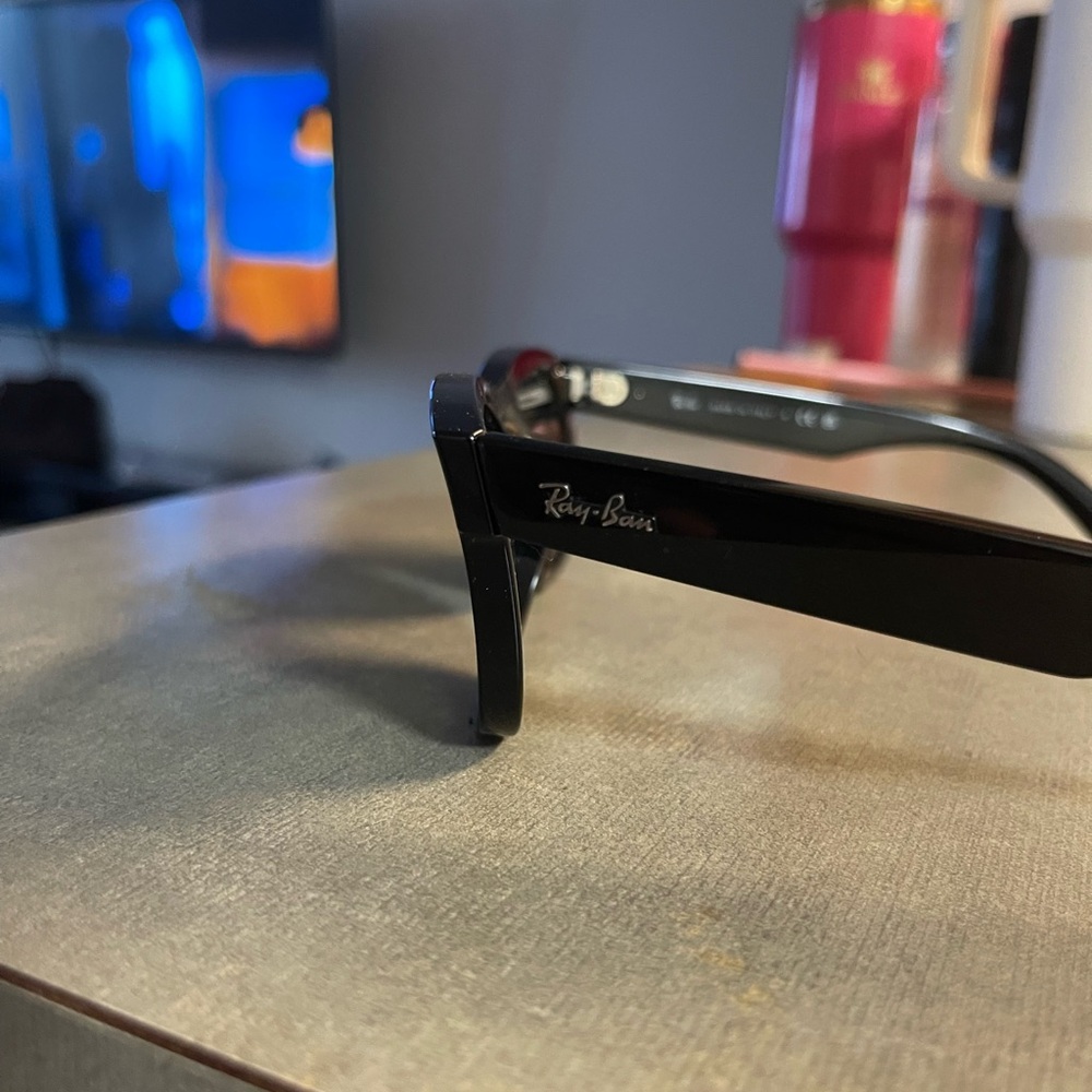 Ray-Ban Black Sunglasses - Picture 11 of 16